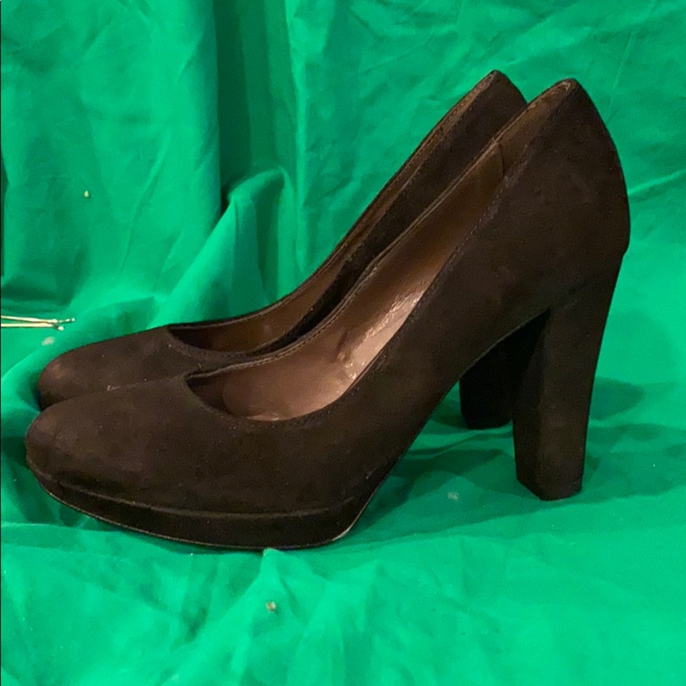 Pelle Vera black heels